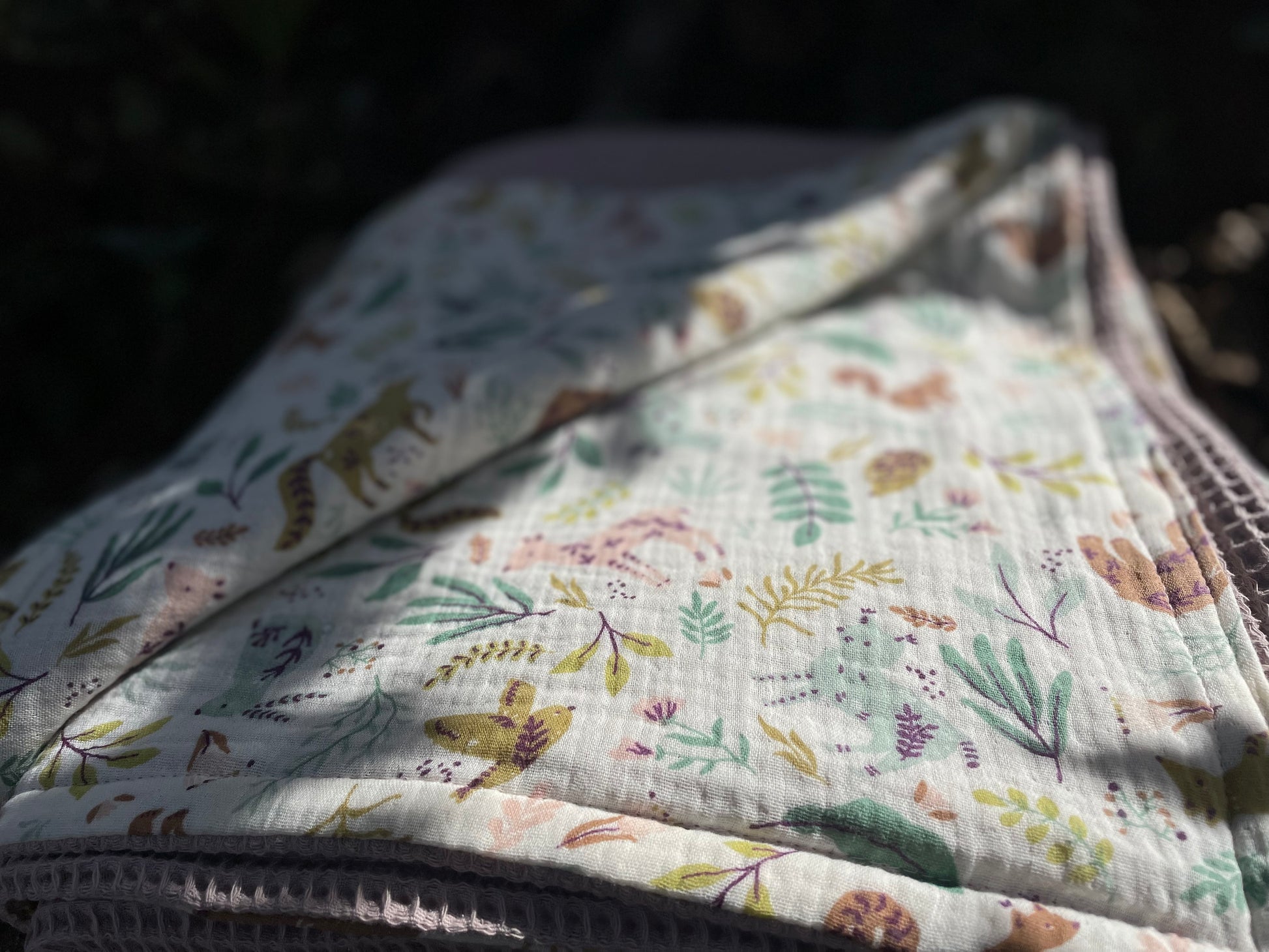 Plaid Sami Rosa y Animales del bosque con flores - Regalo bebé