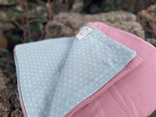 Plaid Carmen Rosa Empolvado con Margaritas Verde - Muselina