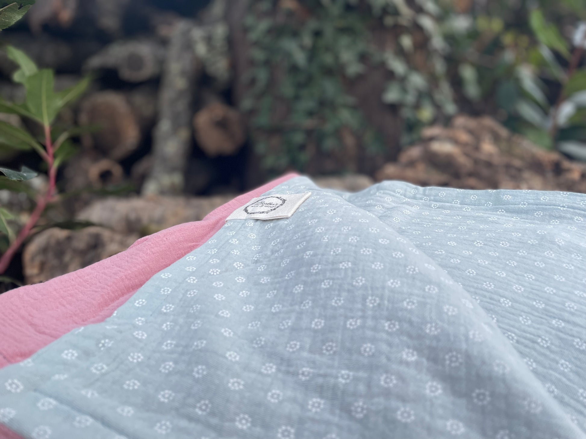 Plaid Carmen Rosa y Verde con Margaritas Blancas - Muselina