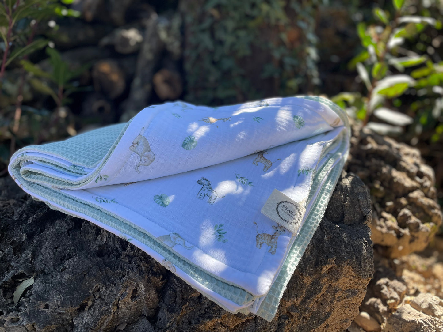 Plaid Sami Verde Mint y Animales de la Sabana Africana - Regalo perfecto bebé