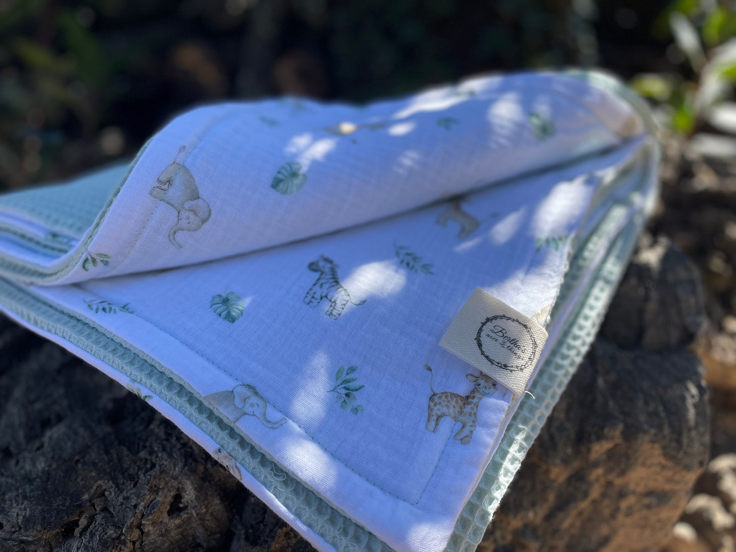 Plaid Sami Verde Mint y Animales de la Sabana Africana - Manta bebé Muselina.